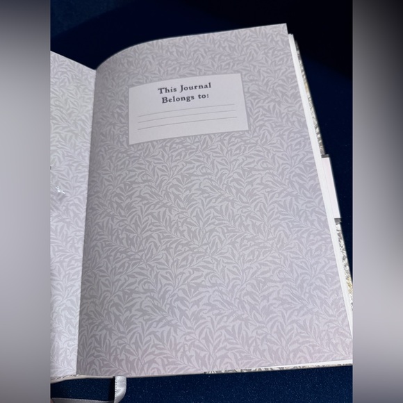 Morris & Co. Faux Leather Reusable Journal Cover & 200 lined page journal 7x10” - Picture 4 of 7